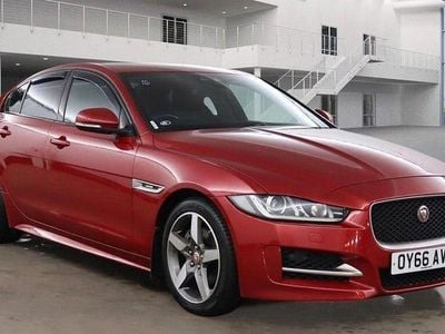 Used Jaguar XE R-Sport 179 HP (131 kW) 2019 Sedan