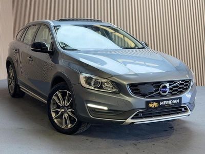 Used Volvo V60 CC SE 190 HP (139 kW) 2017 Estate
