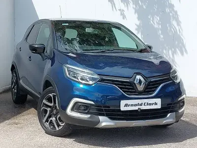 Used Renault Captur Dynamique 90 HP (66 kW) 2017 Blue SUV