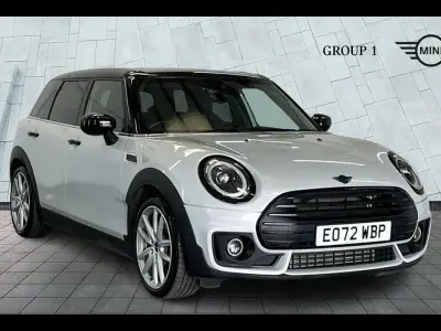 Used Mini Cooper Clubman Sport 134 HP (98 kW) 2022 White silver Estate