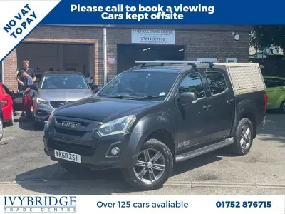 Used Isuzu Pick up 164 HP (120 kW) 2018 Black Pickup