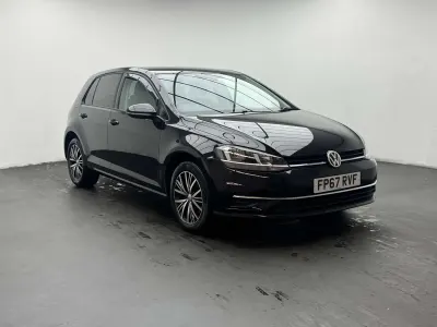 Used VW Golf VII SE 125 HP (91 kW) 2017 Black Hatchback