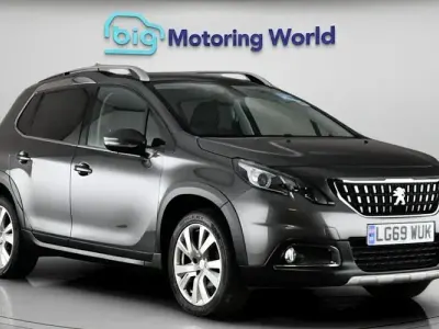 Used Peugeot 2008 Allure Premium 110 HP (80 kW) 2019 Grey SUV