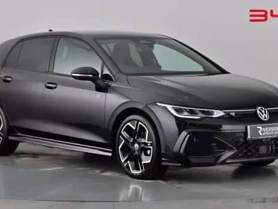 Used VW Golf VIII R-line 150 HP (110 kW) 2025 Grenadilla black Hatchback