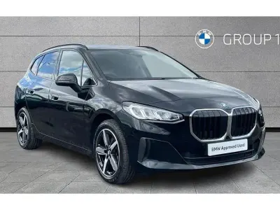 Begagnad BMW 225 Luxury Line 245 HK (180 kW) 2025 Svart Kombi