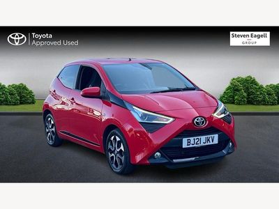 Used Toyota Aygo Trend 72 HP (52 kW) 2021 Red Hatchback