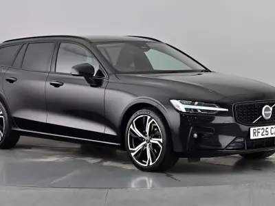Usado Volvo V60 Plus 2025 Preto Carrinha