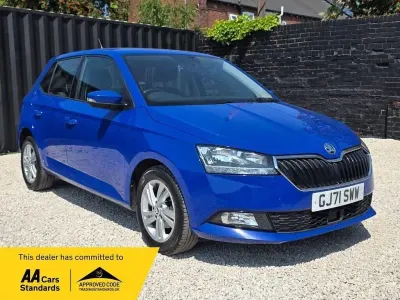 Used Skoda Fabia SE 60 HP (44 kW) 2021 Blue Hatchback