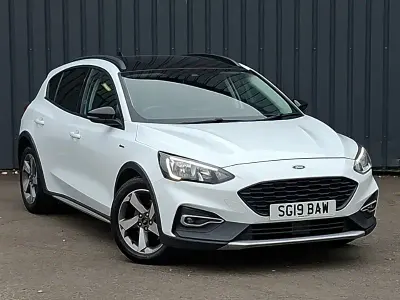 Used Ford Focus Active 125 HP (91 kW) 2019 White Hatchback