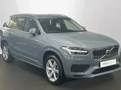 Begagnad Volvo XC90 Core 247 HK (181 kW) 2023 SUV