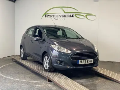 Used Ford Fiesta Zetec 95 HP (69 kW) 2014 Grey Hatchback