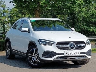 Mercedes GLA200