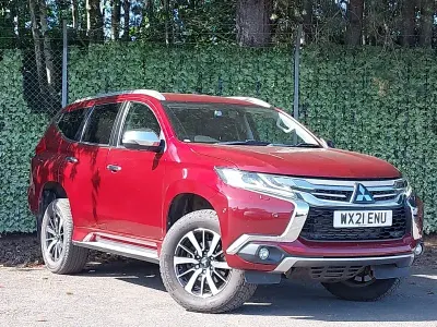 Used Mitsubishi Shogun 181 HP (133 kW) 2021 Red SUV