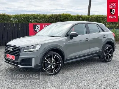 Begagnad Audi Q2 Design 150 HK (110 kW) 2017 Grå SUV