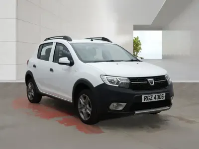 Second-hand Dacia Sandero Essentiel 75 CP (55 kW) 2020 Alb Hatchback