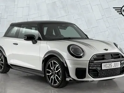Used Mini Cooper S Hatch 201 HP (147 kW) 2025 White Hatchback