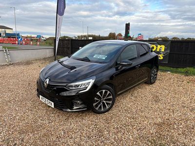 Black Used 2021 Renault Clio V Iconic Hatchback | £9,995 (Fair price)