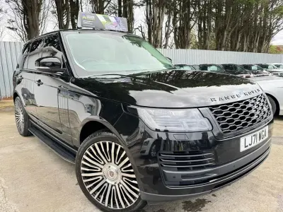 Używany Land Rover Range Rover 404 KM (297 kW) 2021 Czarny SUV