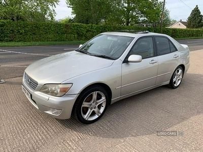 Lexus IS200