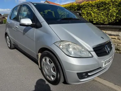 Usado Mercedes A150 Classic 95 HP (69 kW) 2008 Prateado Citadino