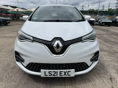Used Renault Zoe GT-Line 98 kW (134 HP) 2021 White Hatchback