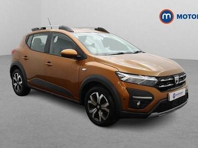 Begagnad Dacia Sandero Prestige 91 HK (66 kW) 2021 Orange Halvkombi