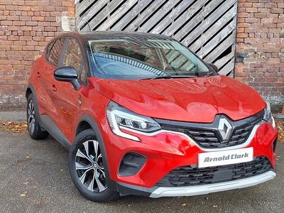 Red Used 2022 Renault Captur LIMITED SUV | £14,498 (Fair price)