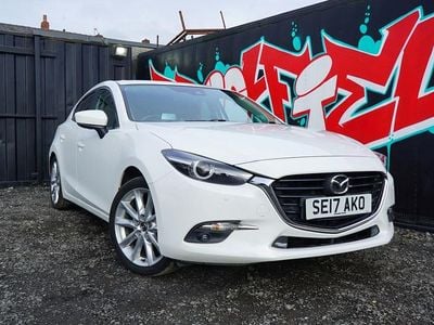 Used Mazda 3 Inclusive 121 HP (88 kW) 2017 White Hatchback