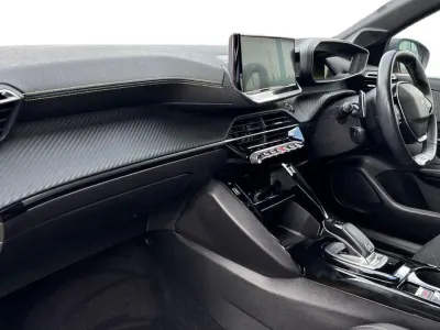 Used Peugeot 208 Premium 129 HP (94 kW) 2021 Yellow Hatchback