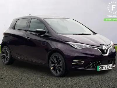 Used Renault Zoe Iconic 100 kW (136 HP) 2023 Mauve/purple Hatchback