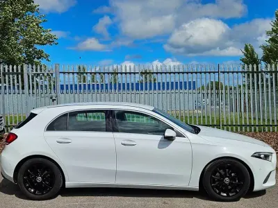 Used Mercedes A180 Executive 116 HP (85 kW) 2019 White Hatchback