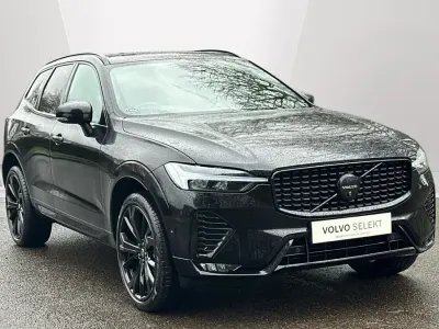 Usado Volvo XC60 Ultra 250 HP (183 kW) 2025 Preto SUV