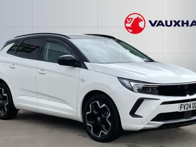 Used Vauxhall Grandland X Ultimate 131 HP (96 kW) 2024 White SUV