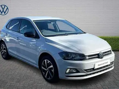 Begagnad VW Polo Beats 80 HK (58 kW) 2019 Silver Halvkombi