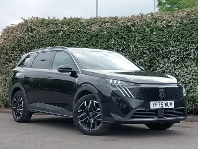 Second-hand Peugeot 5008 GTi 145 CP (106 kW) 2025 Negru SUV