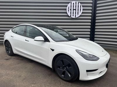 Usado Tesla Model 3 Standard Range 366 kW (498 CV) 2021 Blanco Berlina