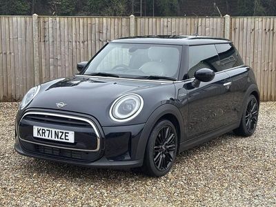Used Mini Cooper Exclusive 136 HP (100 kW) 2021 Blue/black Hatchback