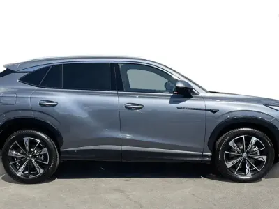 New MG HS 2026 Grey SUV