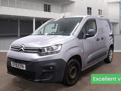 Used Citroën Berlingo Start 100 HP (73 kW) 2019 Grey MPV