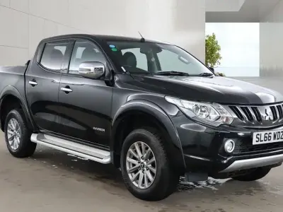 Used Mitsubishi L200 Warrior 178 HP (130 kW) 2016 Black Pickup