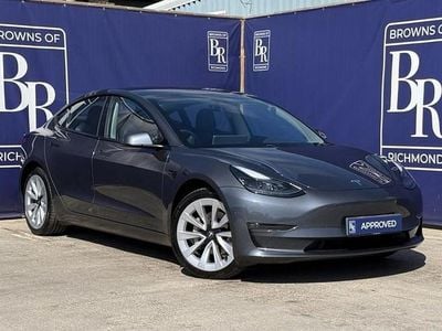 Usado Tesla Model 3 254 kW (346 HP) 2023 Cinzento Sedan