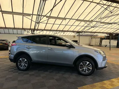 Used Toyota RAV4 Hybrid