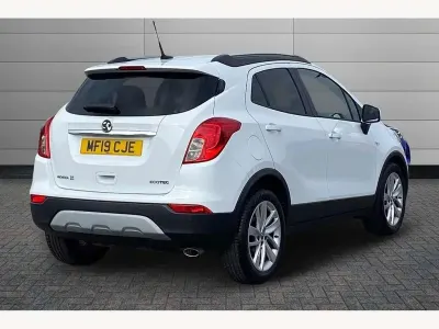 Second-hand Vauxhall Mokka X Active 140 CP (102 kW) 2019 Alb SUV