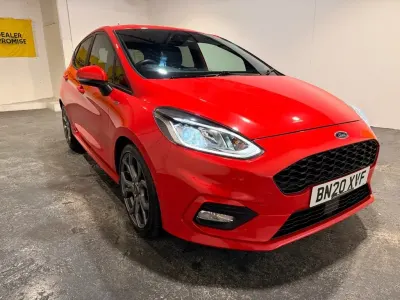 Używany Ford Fiesta ST-Line 95 KM (69 kW) 2020 Czerwony Hatchback