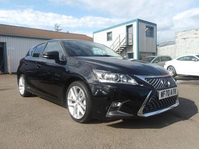 Lexus CT200h
