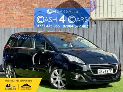 Gebraucht Peugeot 5008 Allure 115 PS (84 kW) 2014 Schwarz Van / Kleinbus