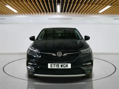 Used Vauxhall Grandland X Sport 130 HP (95 kW) 2019 Black SUV