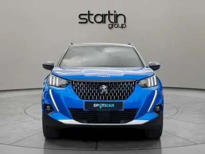 Usado Peugeot e-2008 GT 98 kW (134 CV) 2023 Azul SUV