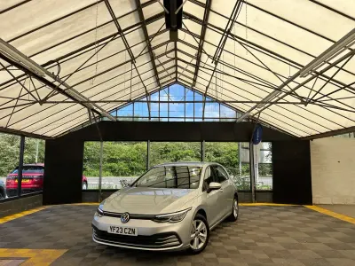 Used VW Golf VIII Life 130 HP (95 kW) 2023 Silver Hatchback