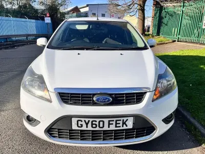 Used Ford Focus Titanium 110 HP (80 kW) 2010 White Hatchback